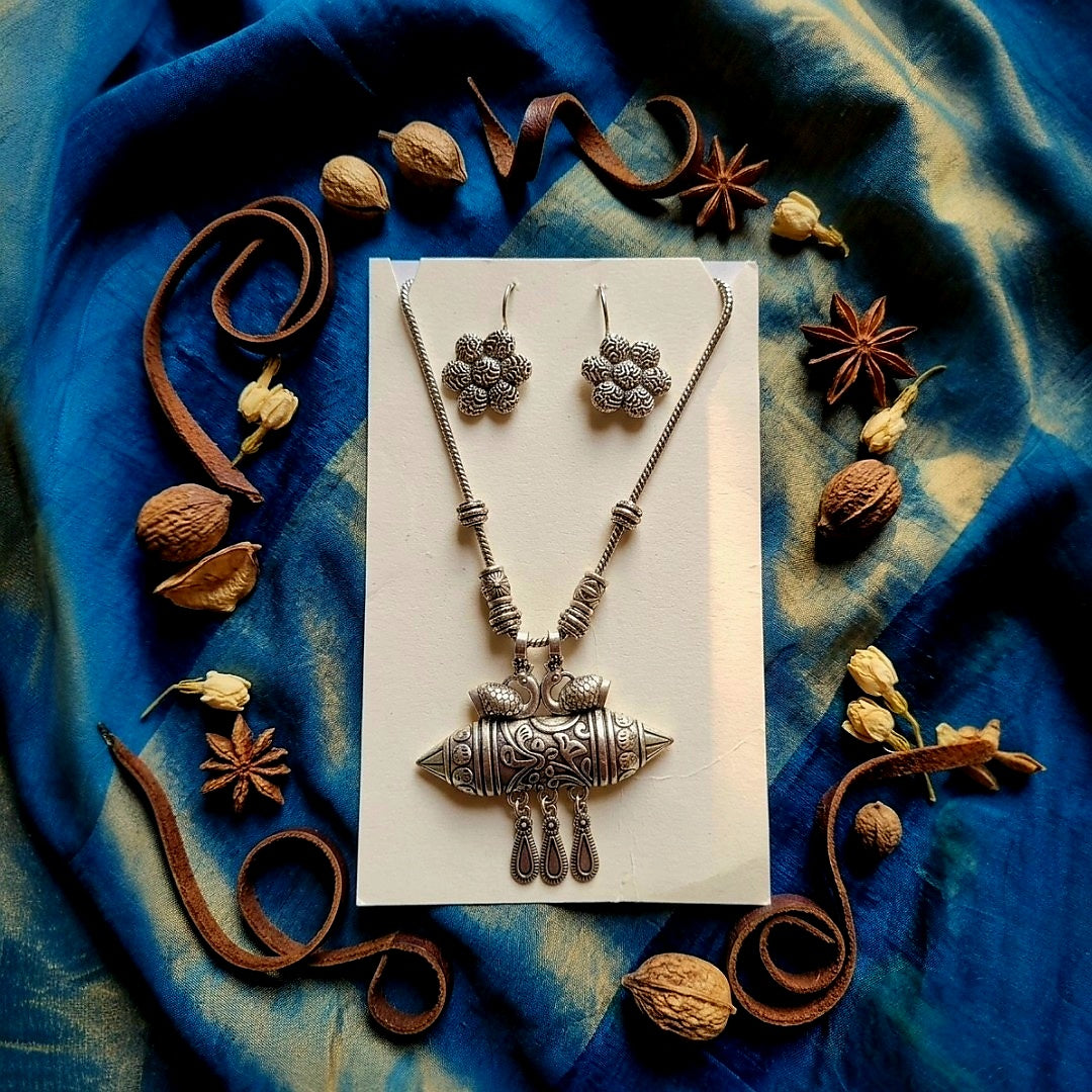 Traditional Necklace set (Delivery in 5 -7 days )