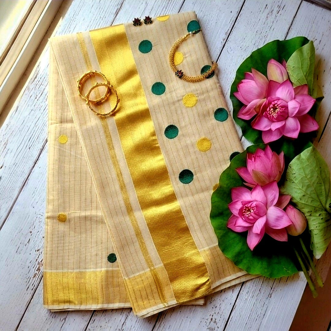 Set saree ( Delivery in 2-6 days )