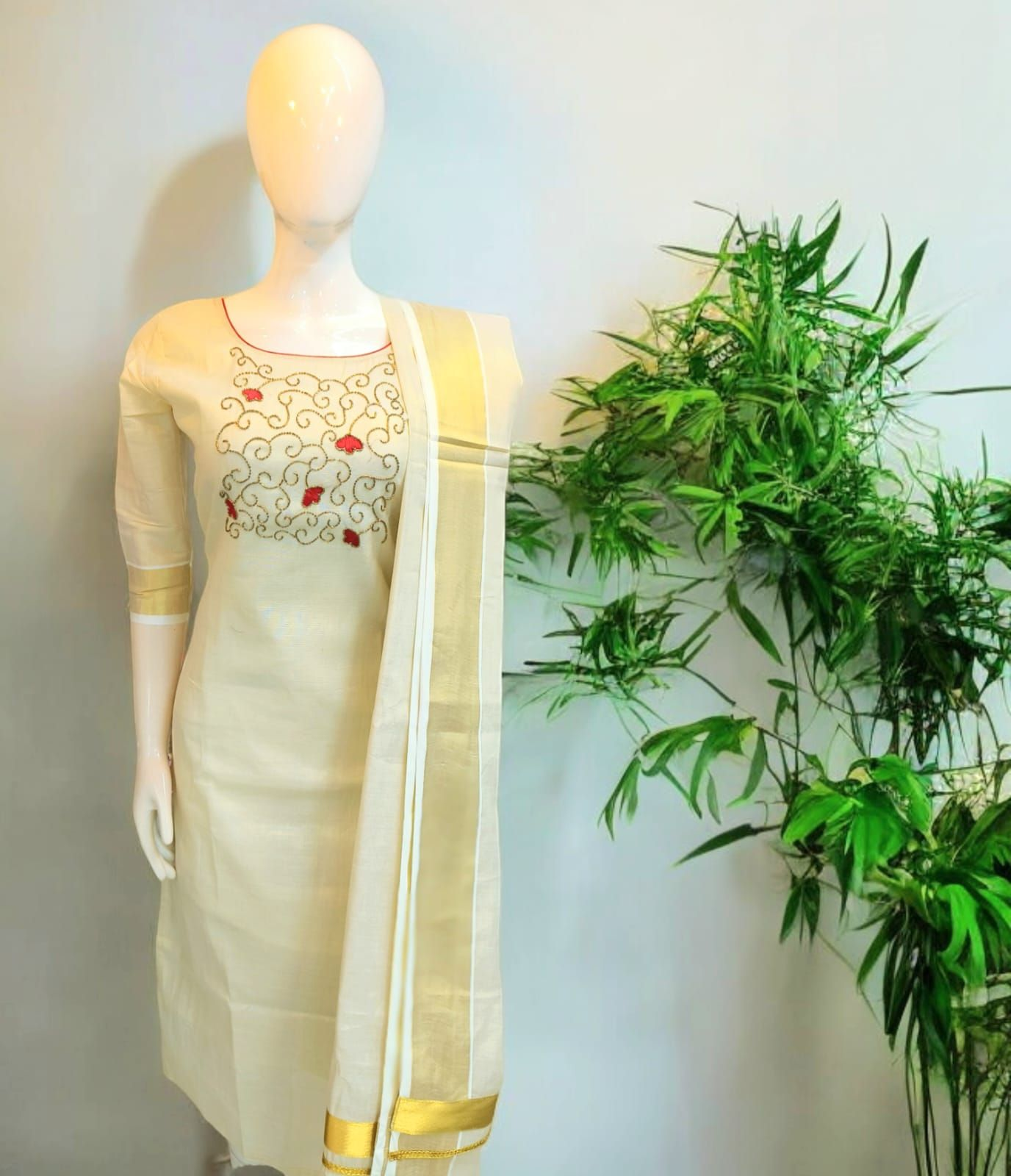 Salwar set (Delivery in 25 -30 working days )