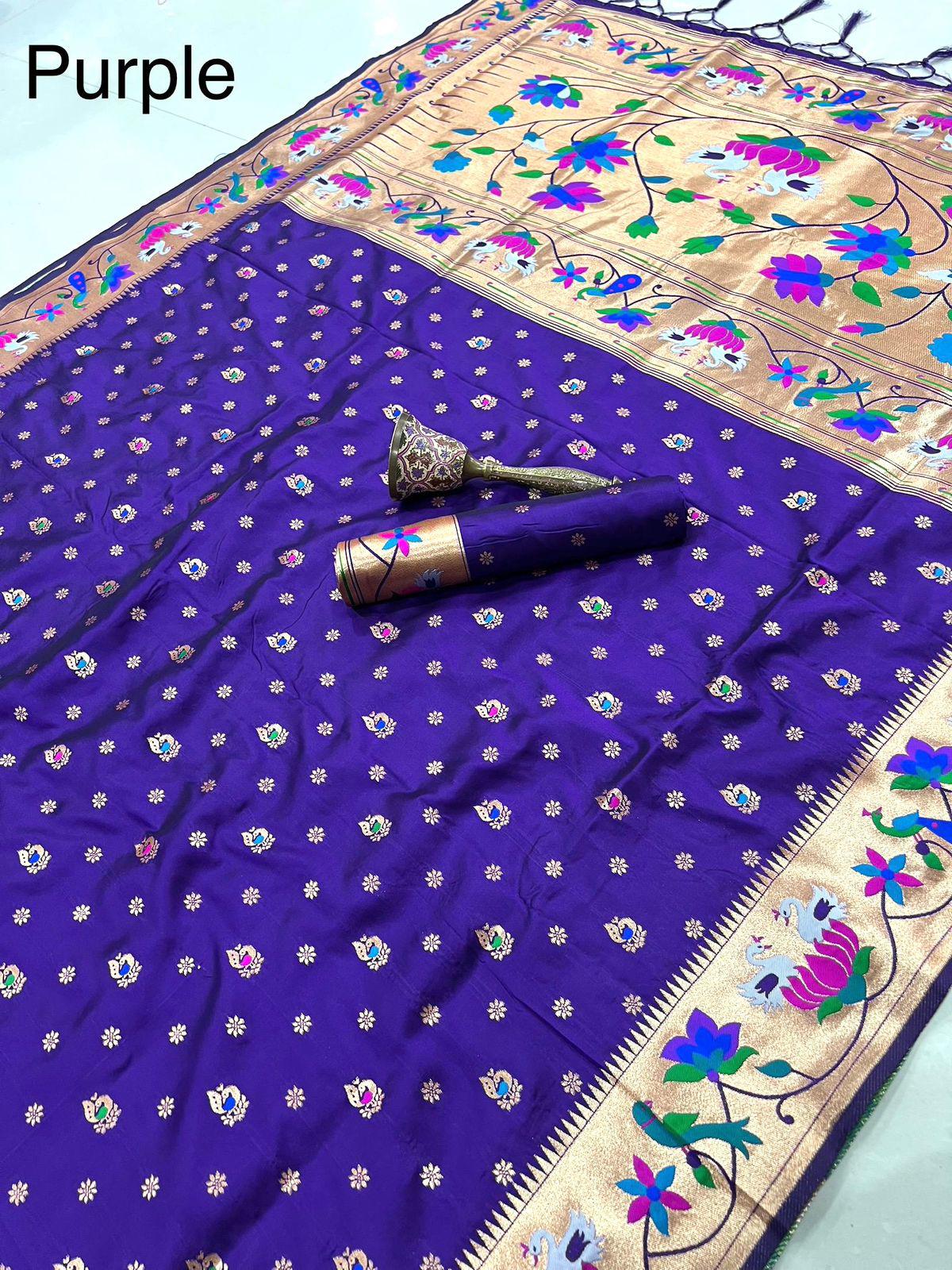 Silk saree (Delivery in 15-20 working days)