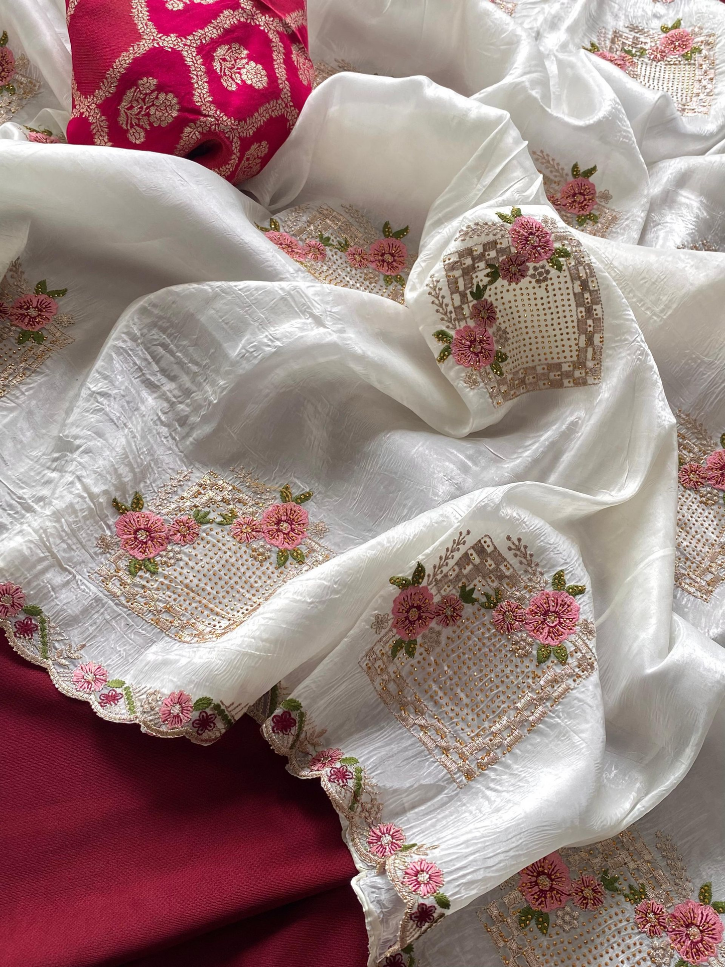 Paper silk saree with banarasi blouse (Delivery in 20-25 working days )