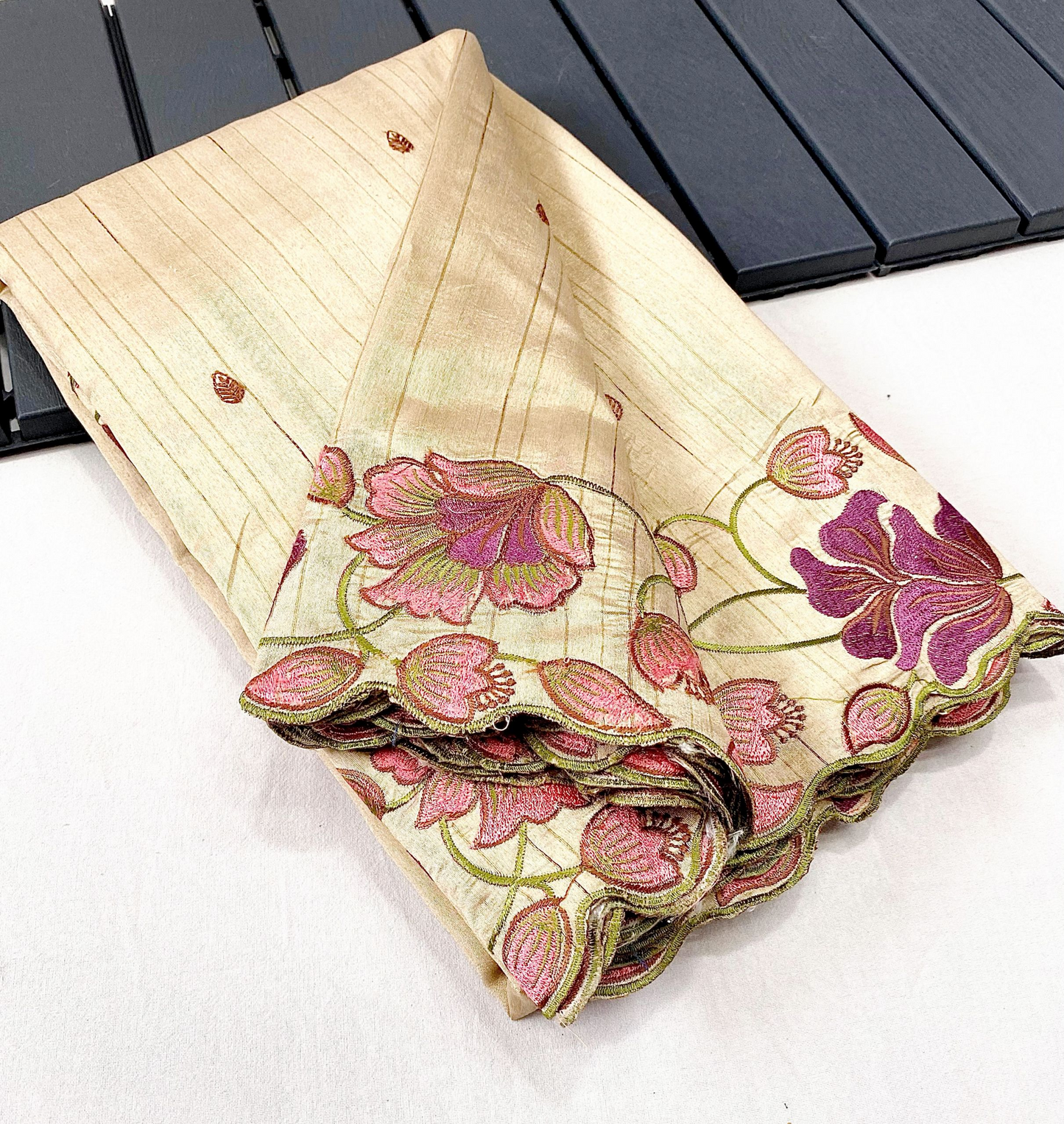 Beautiful Tussar silk sree (Delivery in 15-20 working days)
