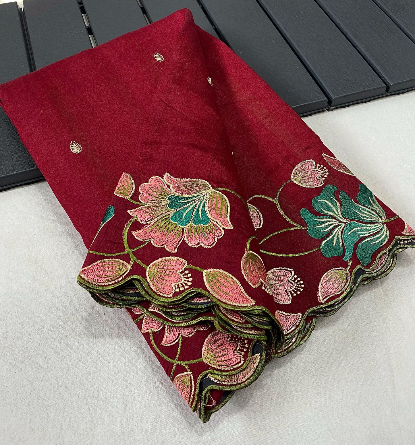 Beautiful Tussar silk sree (Delivery in 15-20 working days)