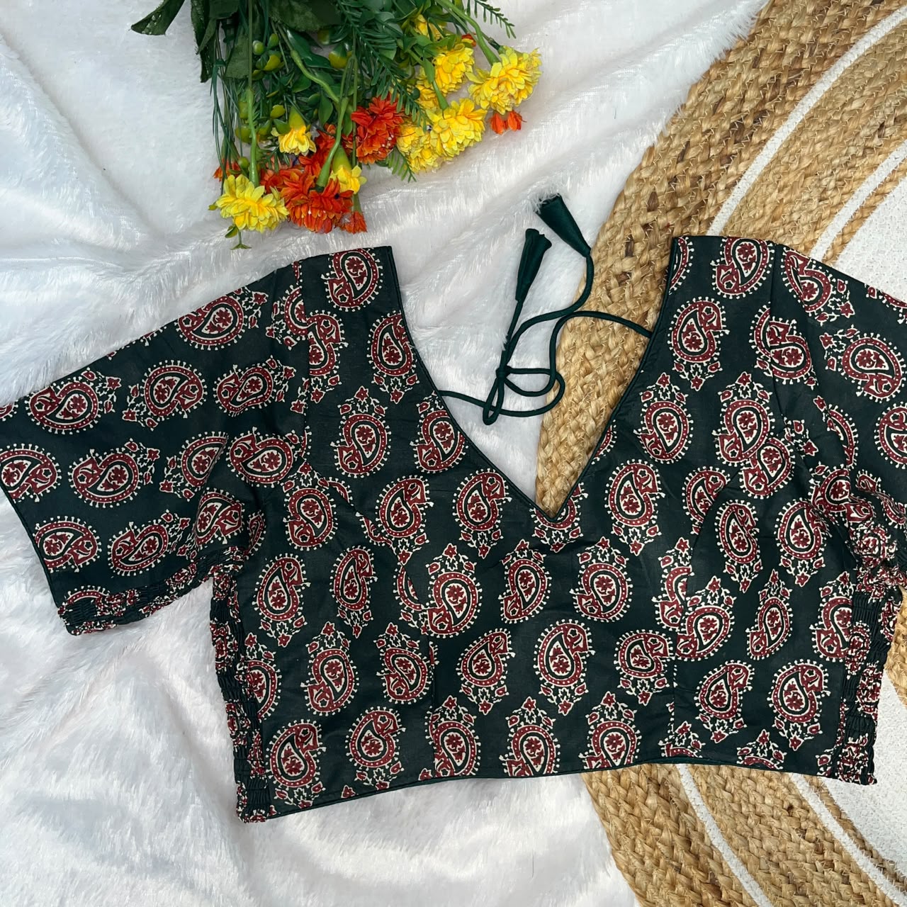 Stretchable Readymade blouse (Delivery in 25 -28days )