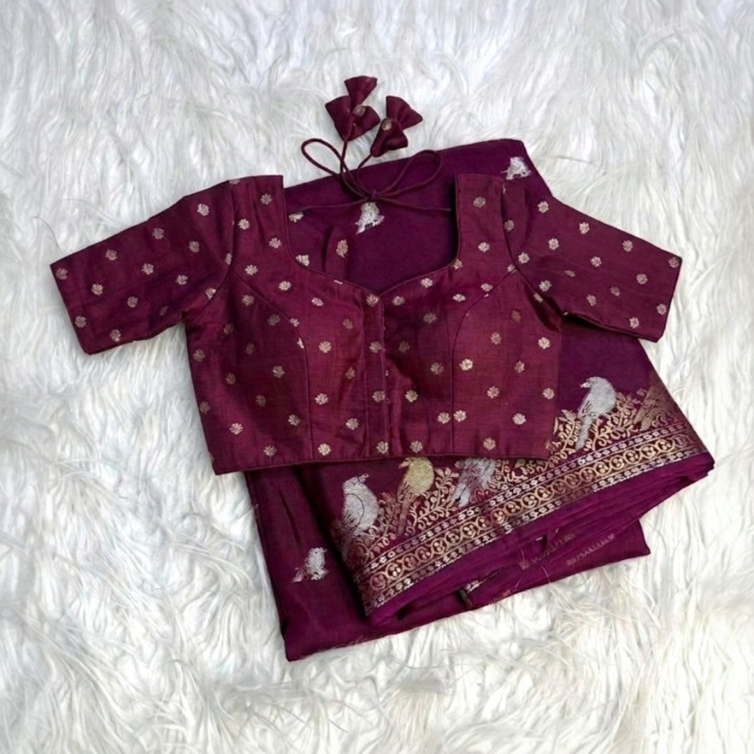Beautiful saree with stitched blouse (Delivery in 23-27 days )