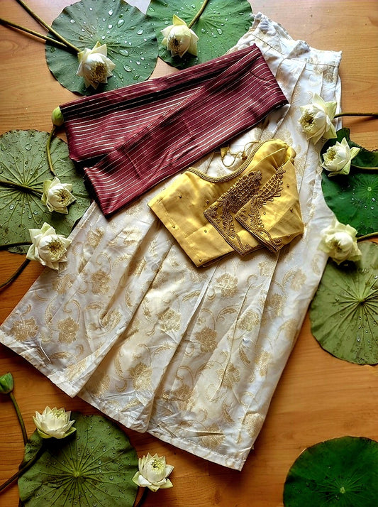Dhavani set (Delivery in 3 To  6 days)