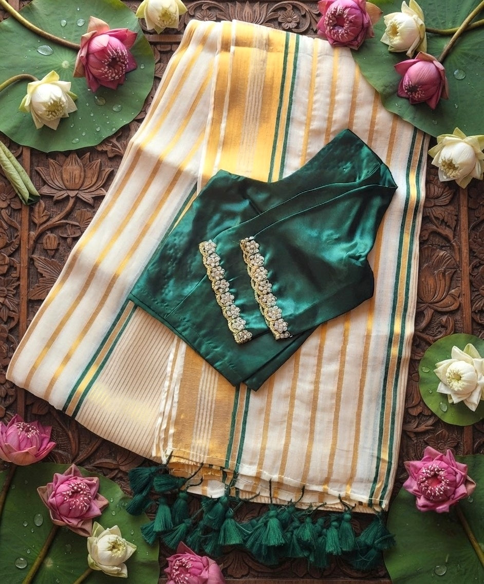 Mulcotton saree with stitched blouse (Delivery in 3 -5 days )