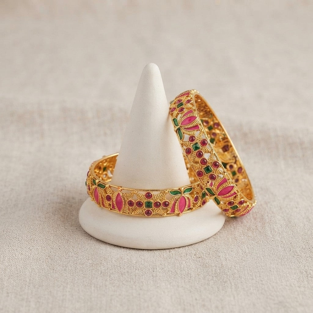 Traditional Bangle set (delivery in 12 -18 days)
