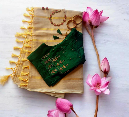 Set saree with stitched blouse (Delivery in 25 to 30 days )