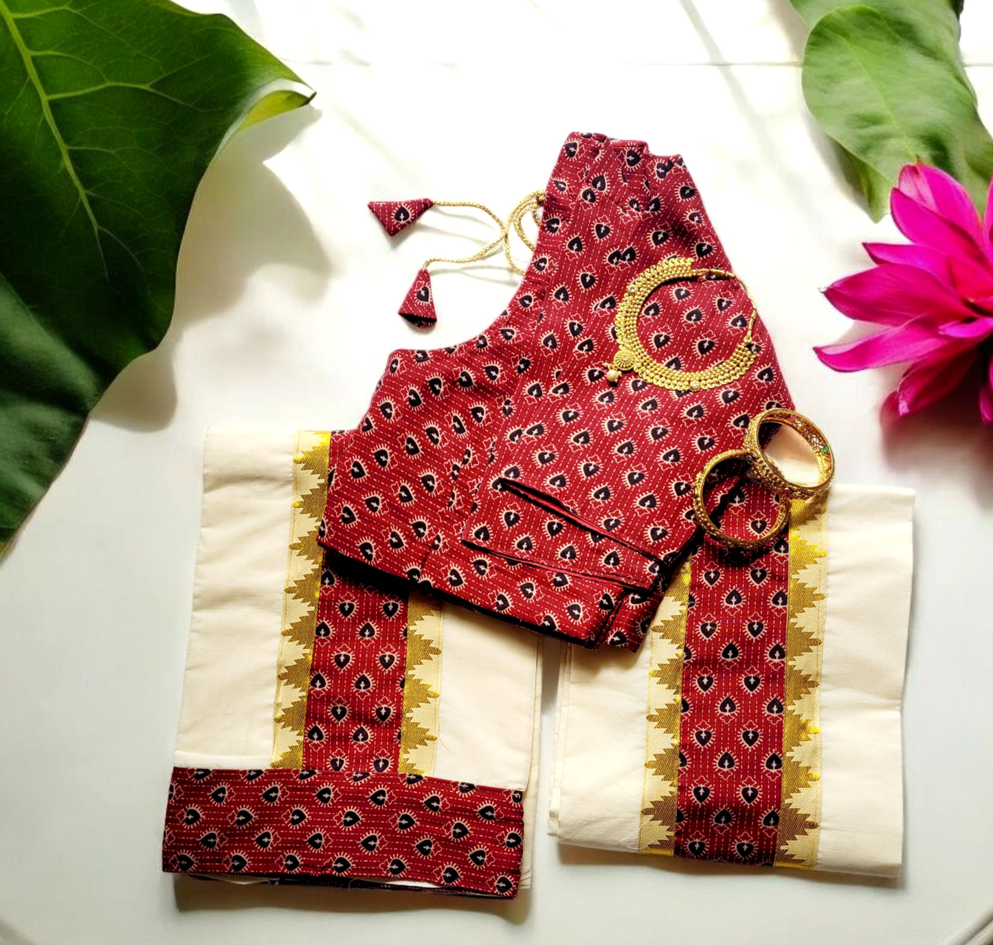 Set mundu with Stitched blouse(Delivery in two to 4 days )