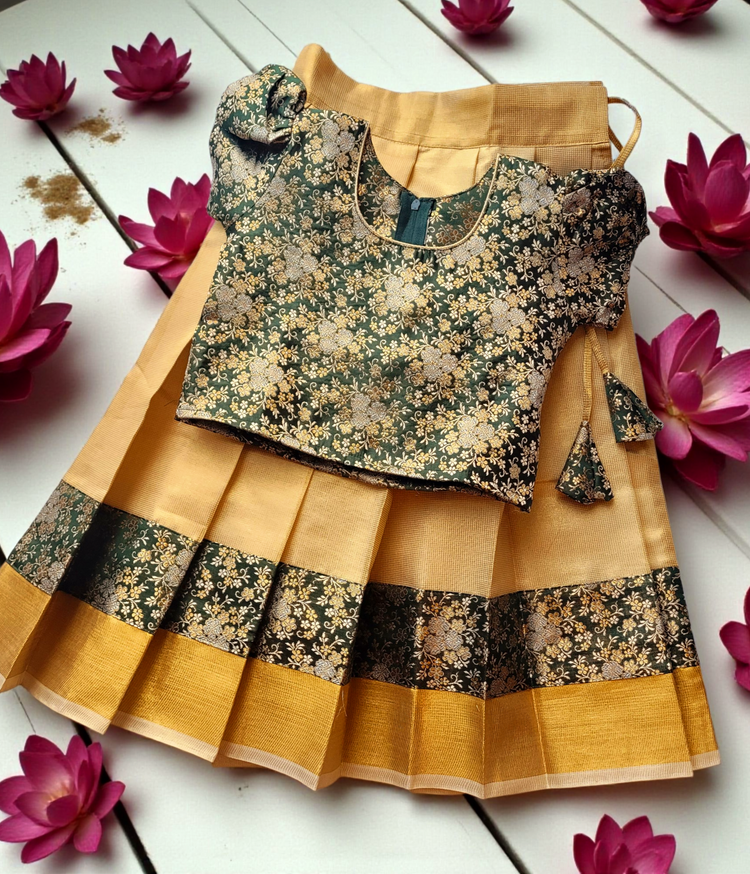 Kids Girls Skirt and Top (Delivery in 3-6 days )