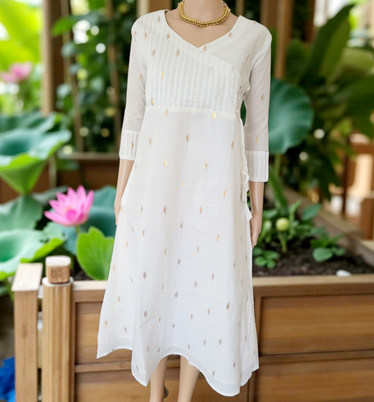 Onam special kurti (Delivery in 3 -5 days )