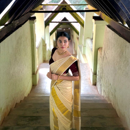 Beautiful set mundu with Stitched blouse (Delivery in 18-23  days)