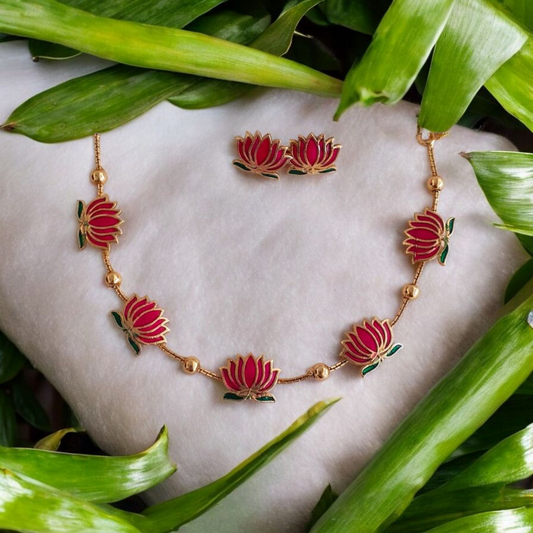 Necklace set  (Delivery in 3 -5days  )