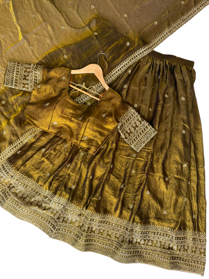Dhavani set (Delivery in 6-8 working days)