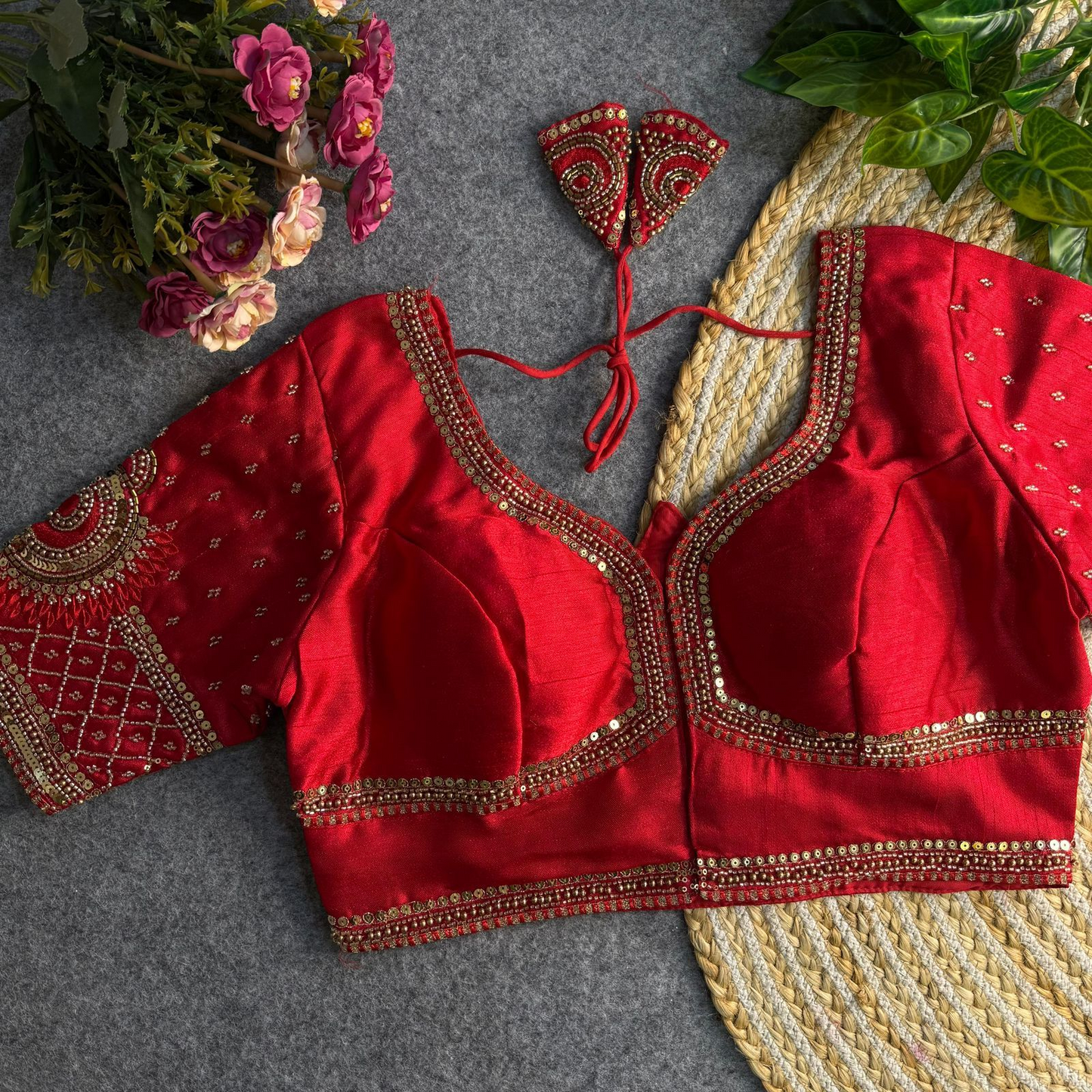 Designer blouse (Delivery in 25-30working days )