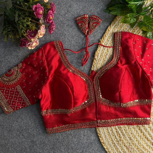 Designer blouse (Delivery in 25-30working days )
