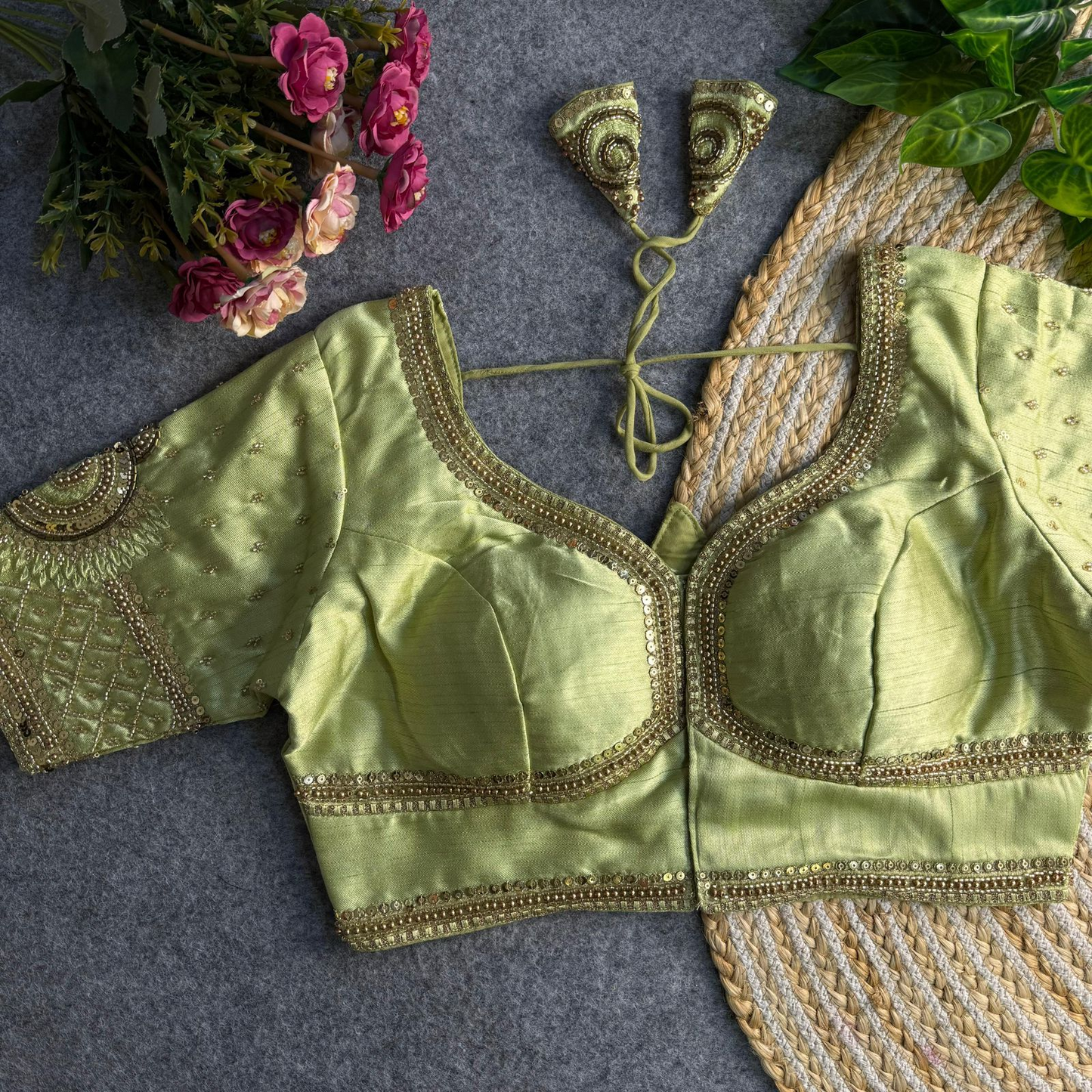 Designer Blouse(Delivery in 25-30 working days )