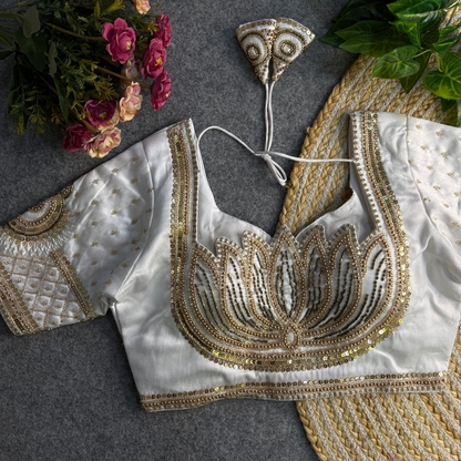Designer blouse (Delivery in 25-30 working Days)