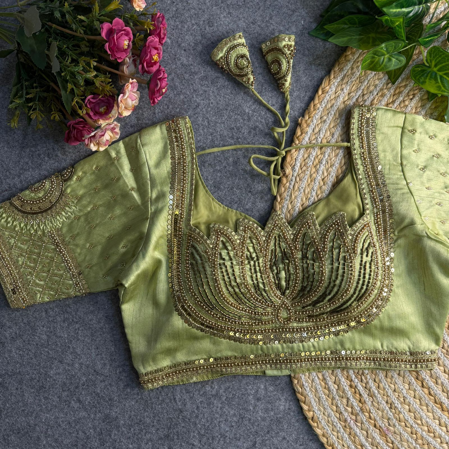 Designer Blouse(Delivery in 25-30 working days )
