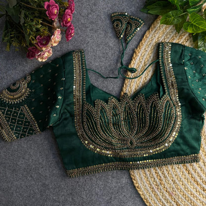 Designer blouse (Delivery in 20-25 working Days)