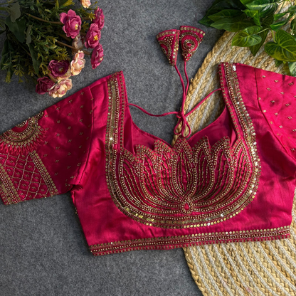 Designer blouse (Delivery in 25-30 working Days)