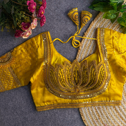 Designer Blouse (Delivery in 25-30 working Days)
