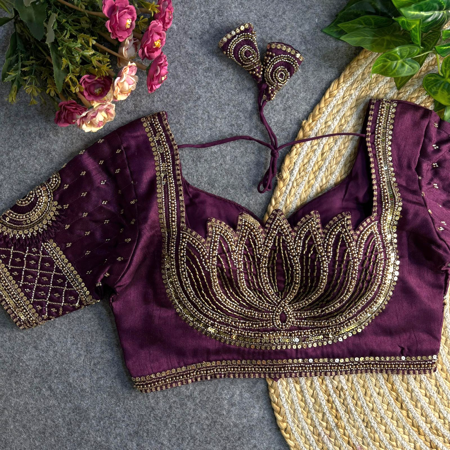Designer blouse (Delivery in 25-30 working Days)