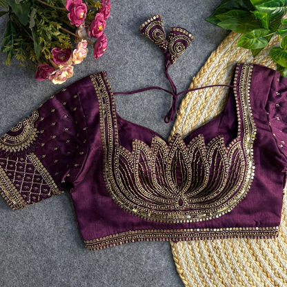 Designer blouse (Delivery in 25-30 working Days)