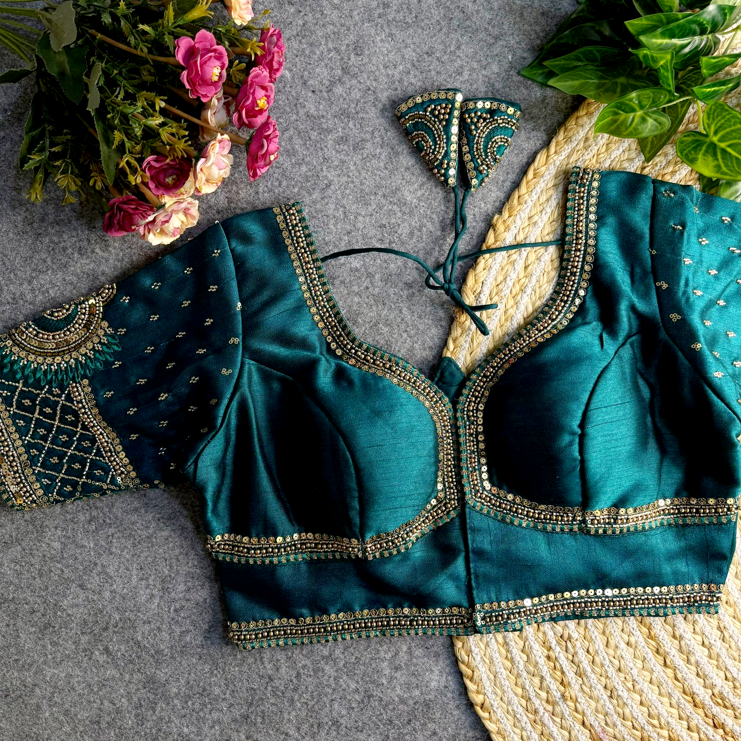 Designer blouse (Delivery in 25-30working Days)