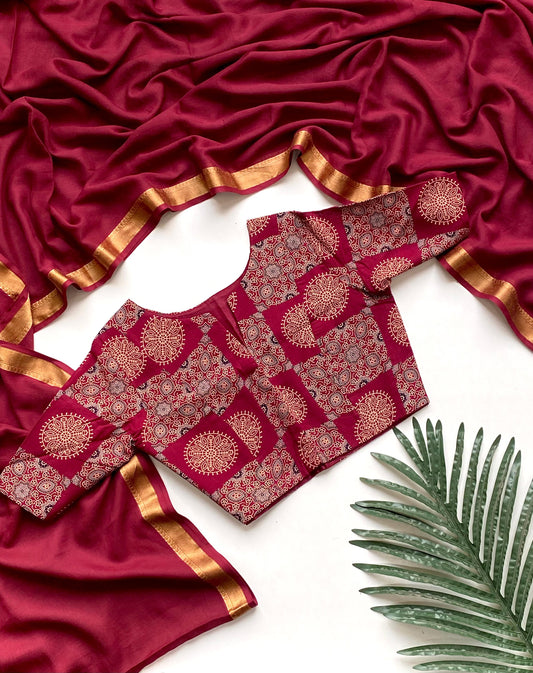 Mulcotton saree with Stitched Ajrakh printed blouse (Delivery in 20-25workig days)