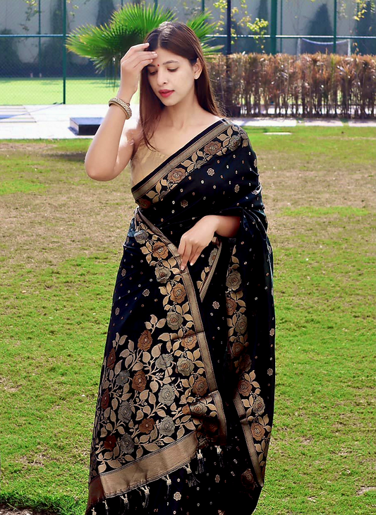 Pure soft silk saree (Delivery in 15-18 days )