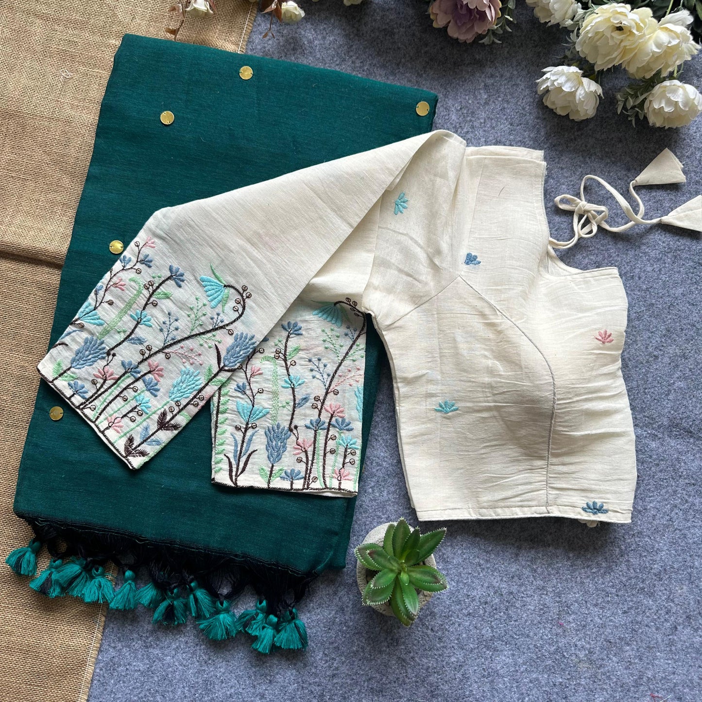 Beautiful Khadi cotton saree with blouse (Delivery in 20-25 working Days)