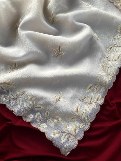 Beautiful crushed Georgette saree with stitched blouse (Delivery in 20-25 working Days)