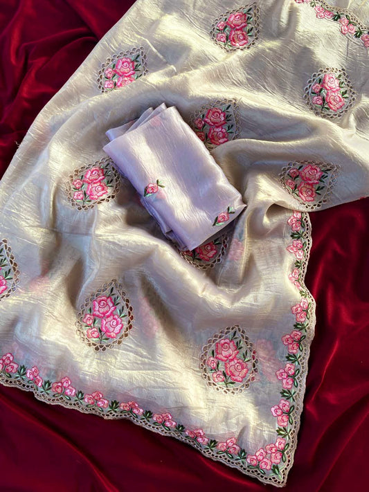 Beautiful crush silk saree with blouse (Delivery in 25-28working Days)