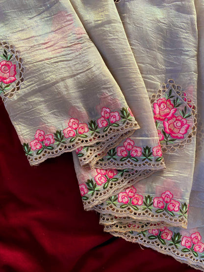Beautiful crush silk saree with blouse (Delivery in 25-28working Days)