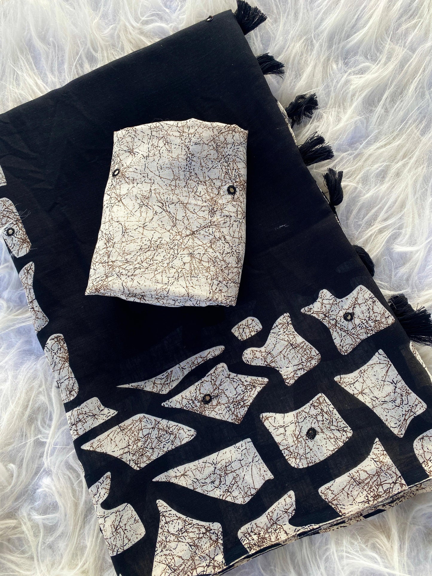 Pure linen saree with mirror work teamed with printed stitched blouse (Delivery in 25-28 working days)