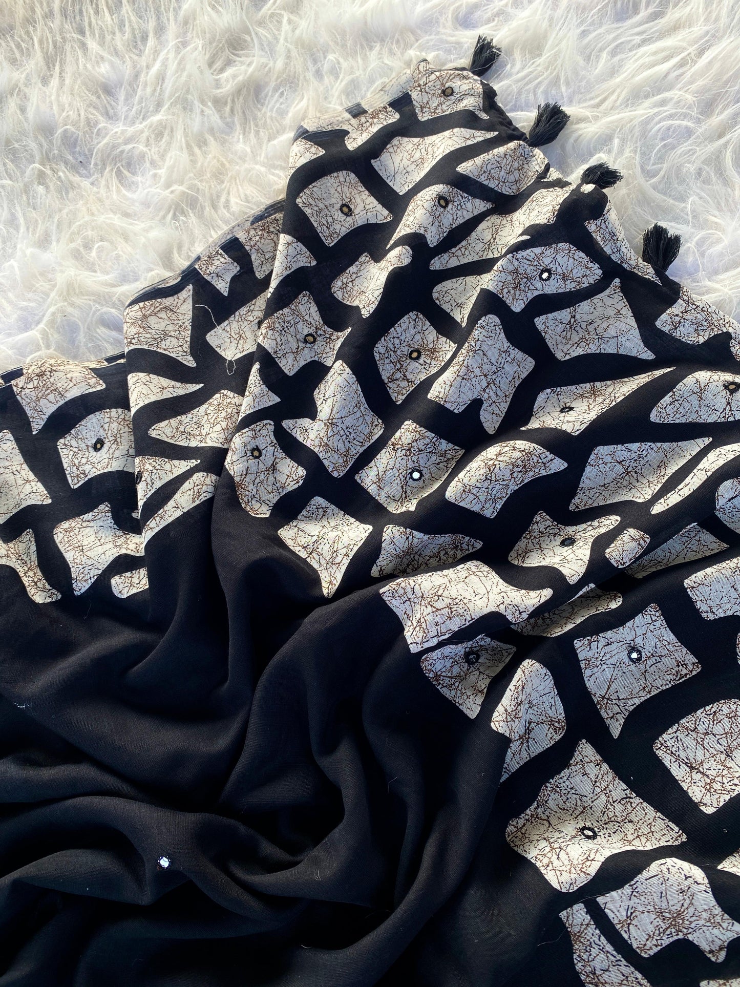 Pure linen saree with mirror work teamed with printed stitched blouse (Delivery in 25-28 working days)