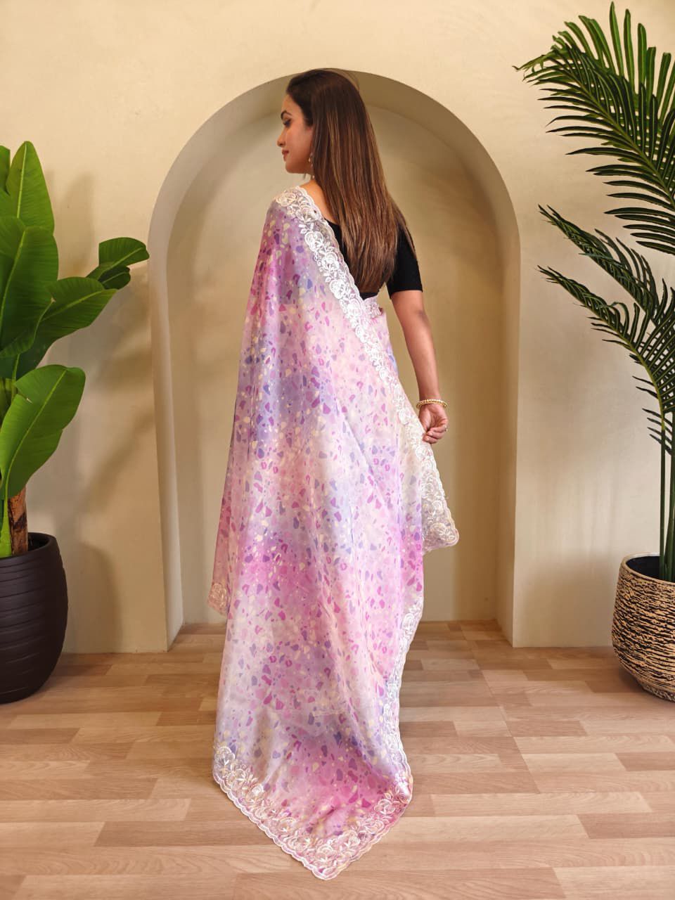 Organza saree with stitched blouse (Delivery in 25-28days )