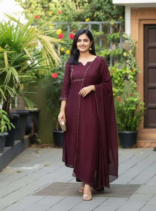 Salwar set (Delivery in 18 to 23 days )