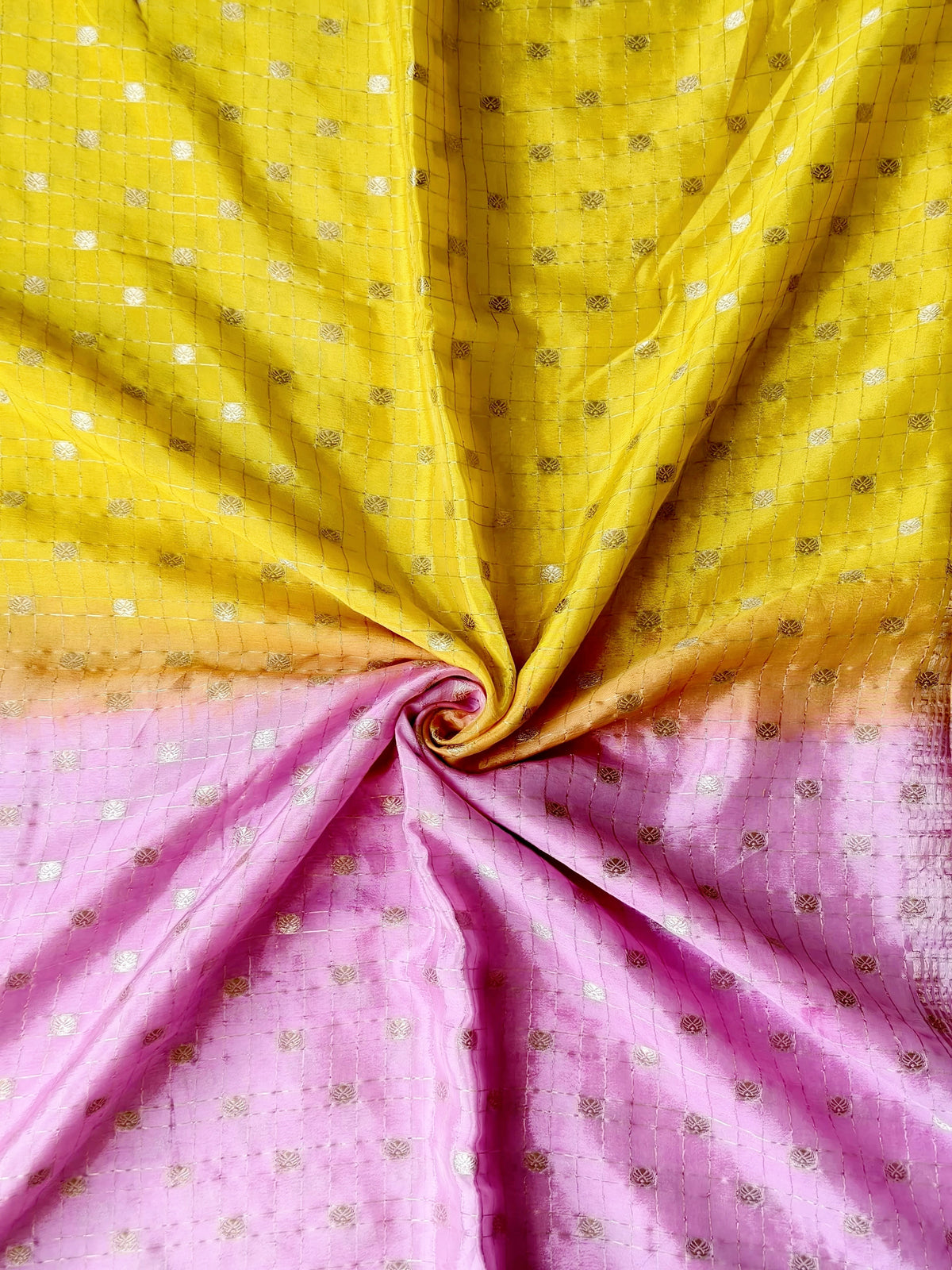 Beautiful Chinon silk saree with stitched blouse(Delivery in 28 -30days )