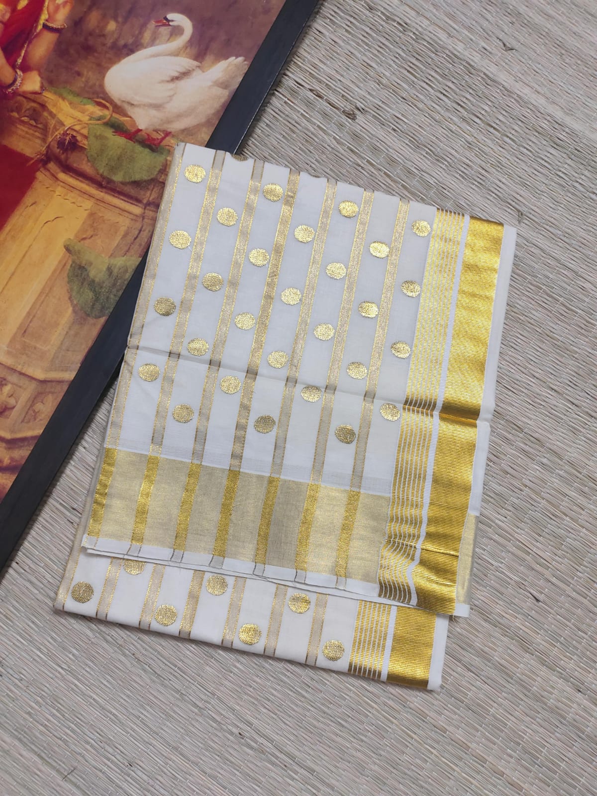 Beautiful Traditional set saree (Delivery in 25-30 working days)