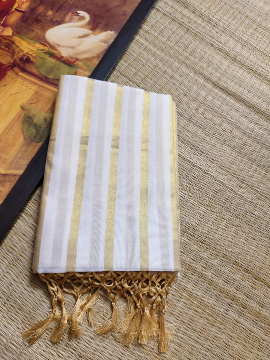 Beautiful Traditional Kerala set saree (Delivery in 25-30 working days)
