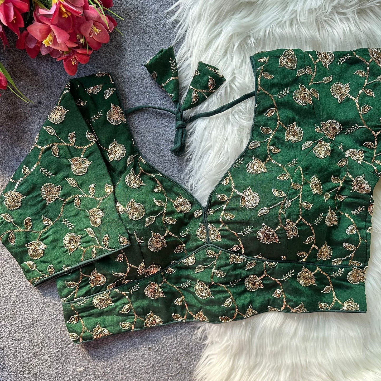 Designer Readymade Blouse (Delivery in 15-23 working days)