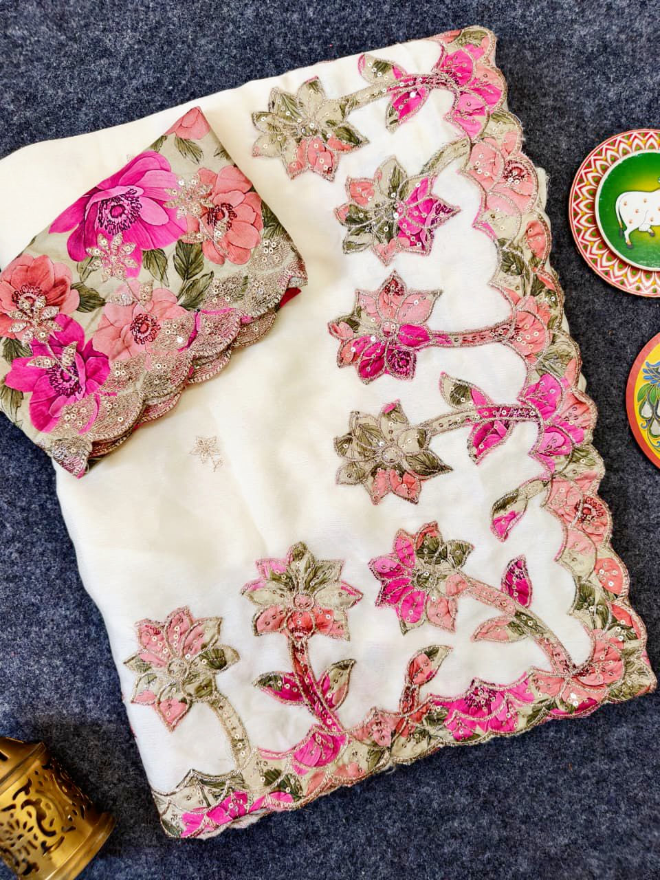 Beautiful onam special Georgette saree with stitched blouse (Delivery in 25-28)working days )