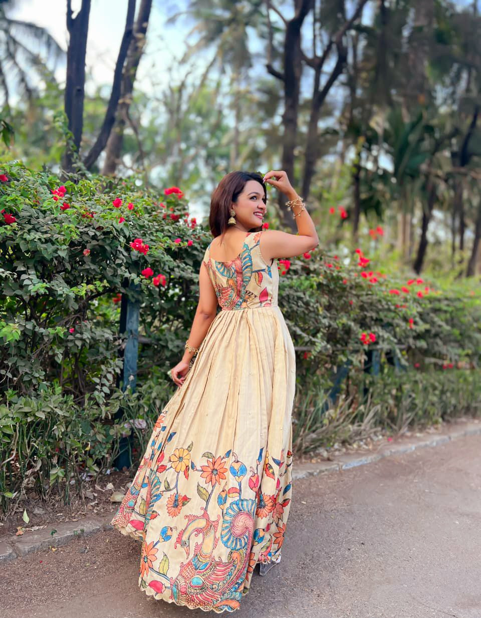 Beautiful kalamkari print onam special designer gown (Delivery in 23 to 28 days )