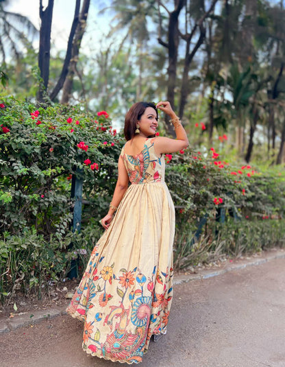 Beautiful kalamkari print onam special designer gown (Delivery in 23 to 28 days )