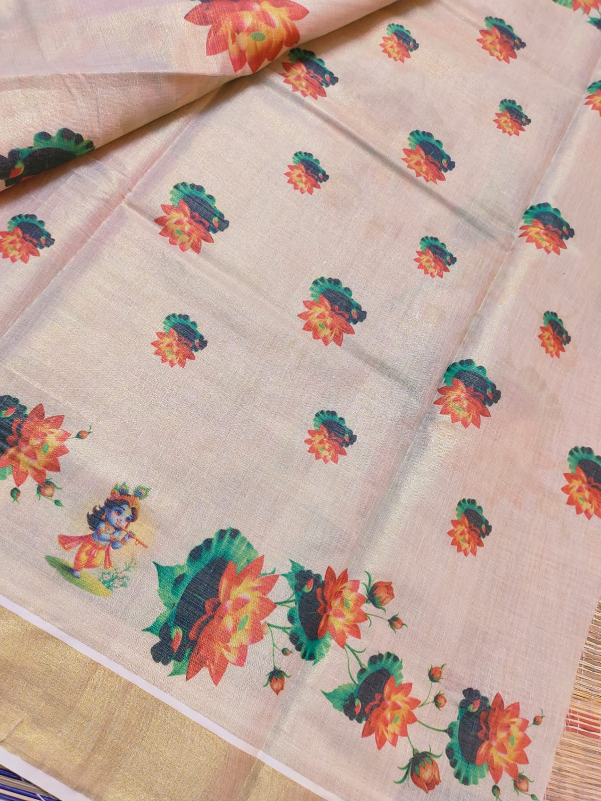 Beautiful Traditional Kerala saree with stitched blouse (Delivery in 25 -28 days )