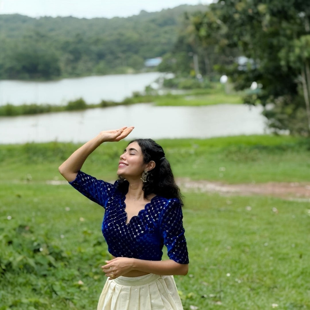 Women's  Traditional skirt and crop Top ((Delivery in 3-5 days )