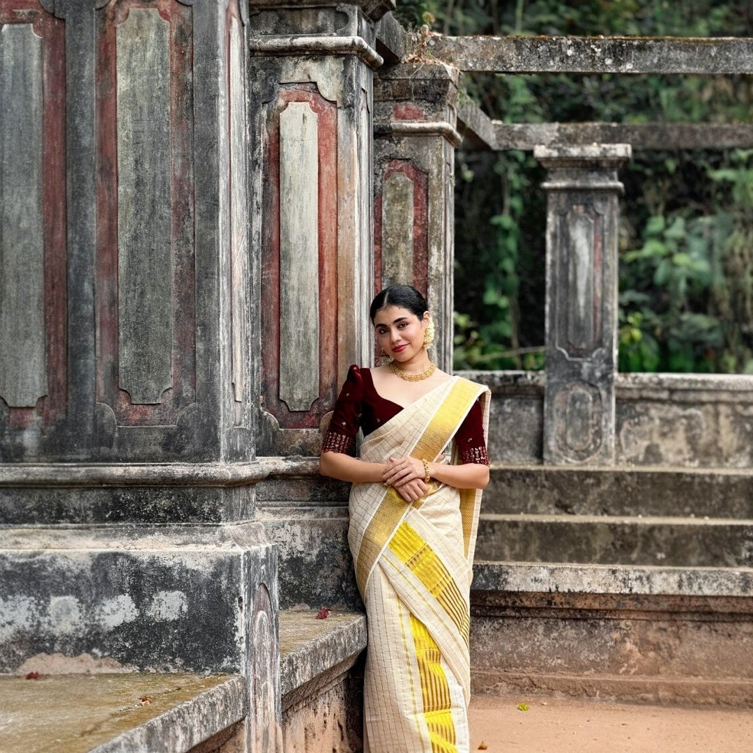 Beautiful set mundu with Stitched blouse (Delivery in 18-23  days)